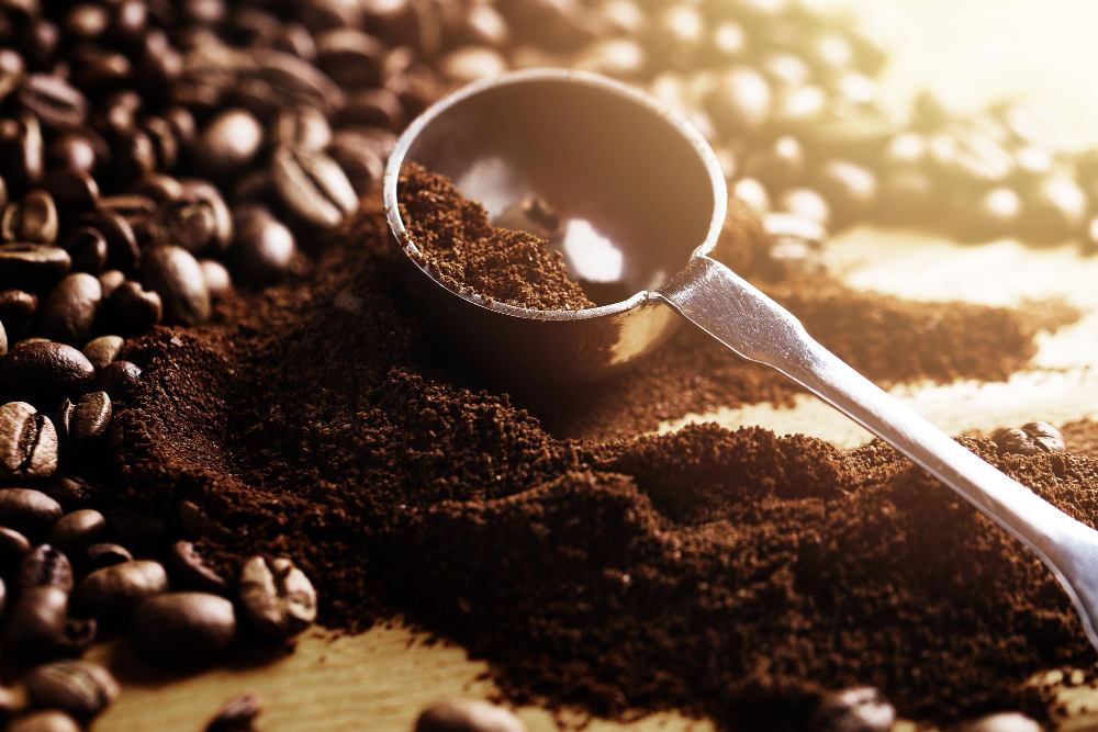 Café moulu, café en grains : comment choisir ?