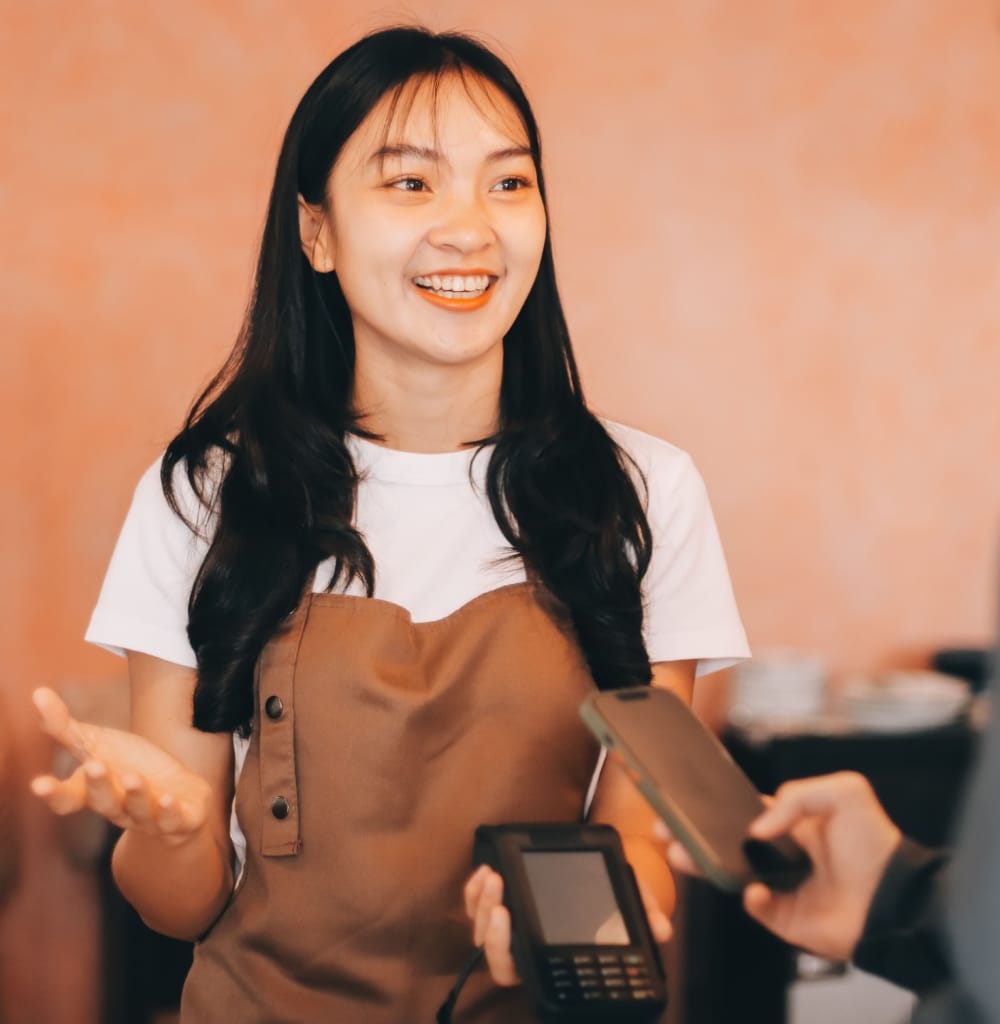 Serveuse dans un café